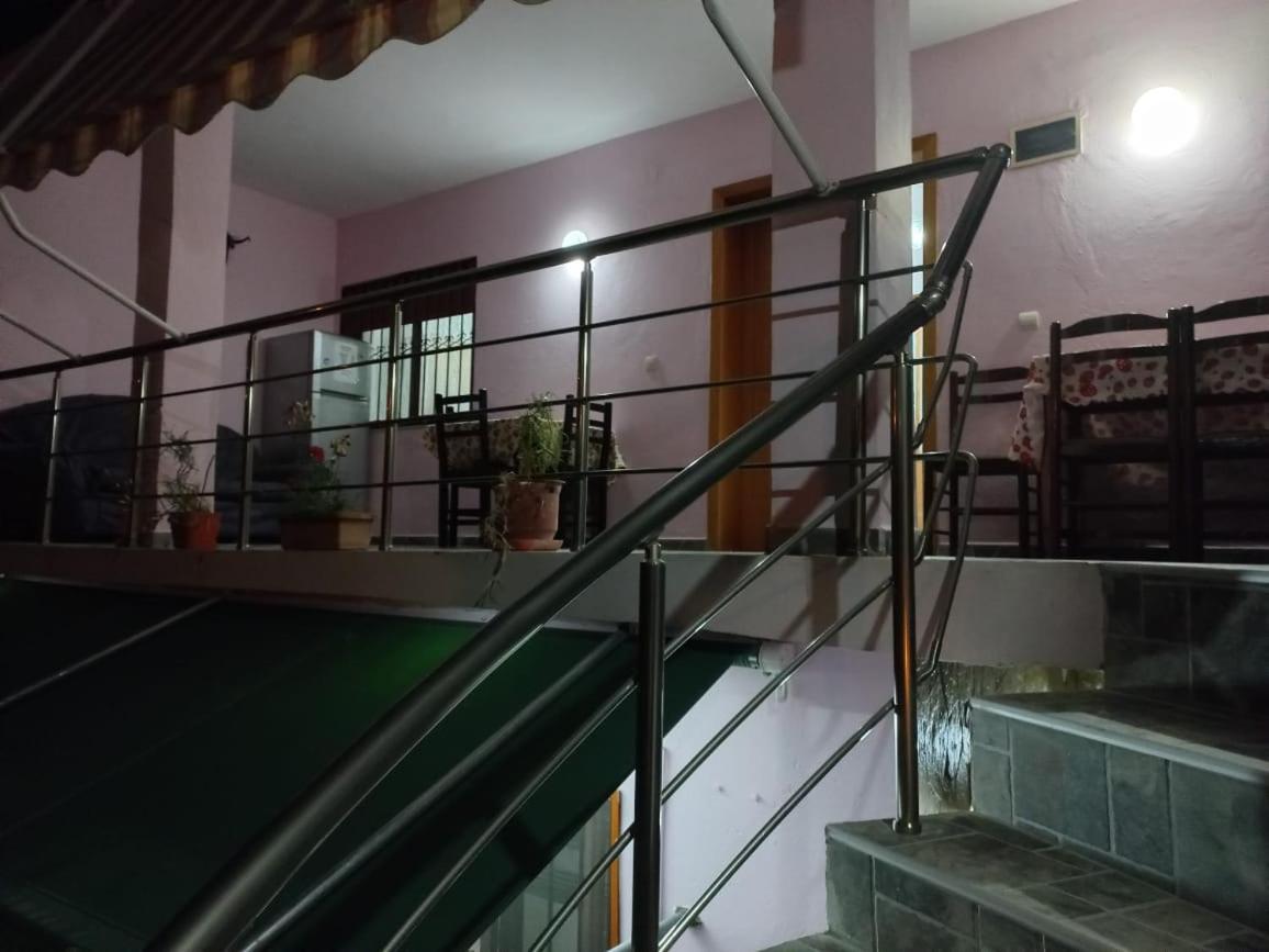 Guest House Bumbli Berat Quarto foto